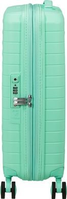 Валіза American Tourister (США) із колекції FastForward.