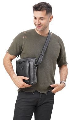 Men's bag by Tony Bellucci (Turkey) made of genuine leather.